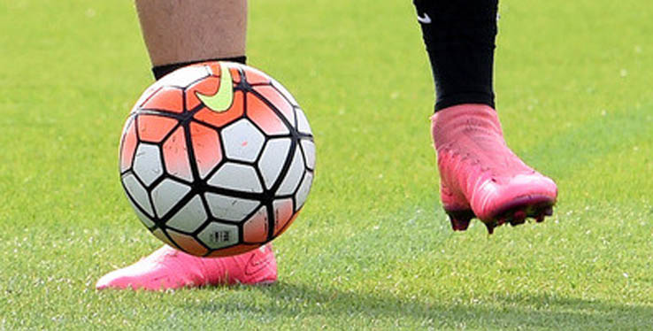 Nike mercurial laceless hotsell